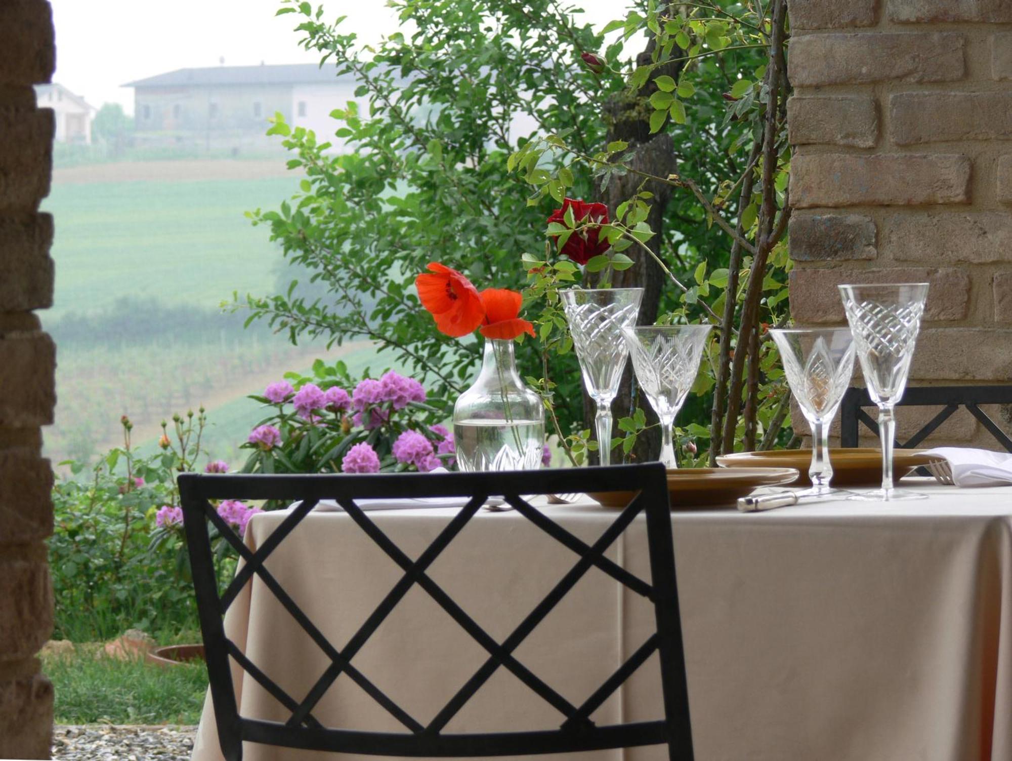 Casa Isabella Guest House Vaglio Serra Екстериор снимка