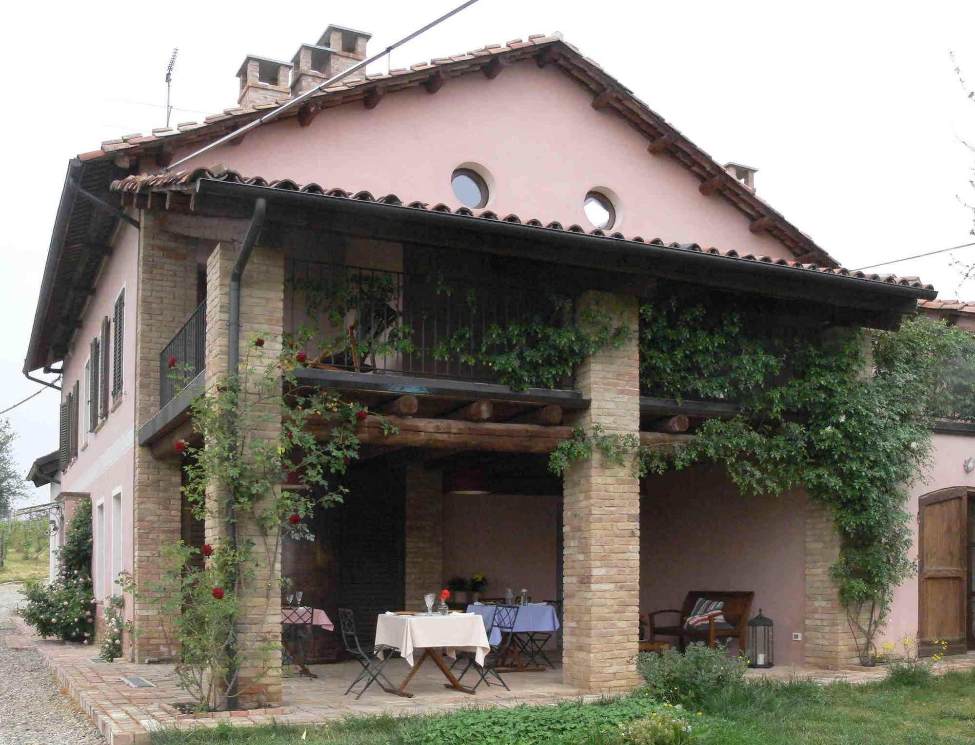 Casa Isabella Guest House Vaglio Serra Екстериор снимка